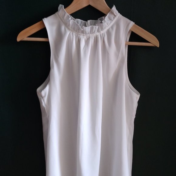 Flowing white top (small) - Picture 1 of 1